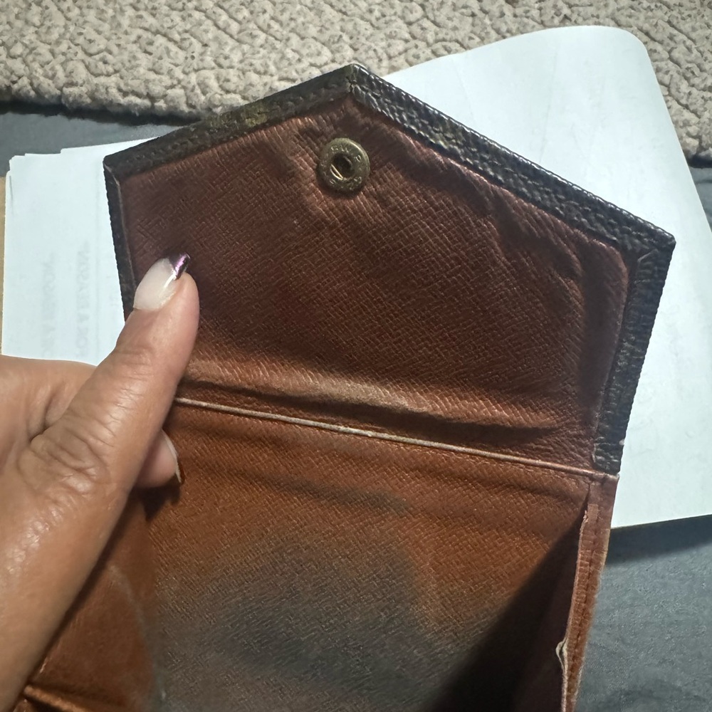 Louis Vuitton Brown Monogram Elise Compact Wallet - GUC - Picture 8 of 12